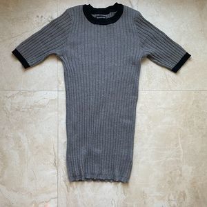 WhoWhatWear Grey Ribbed Fitted Short Sleeve Sweater Size XS